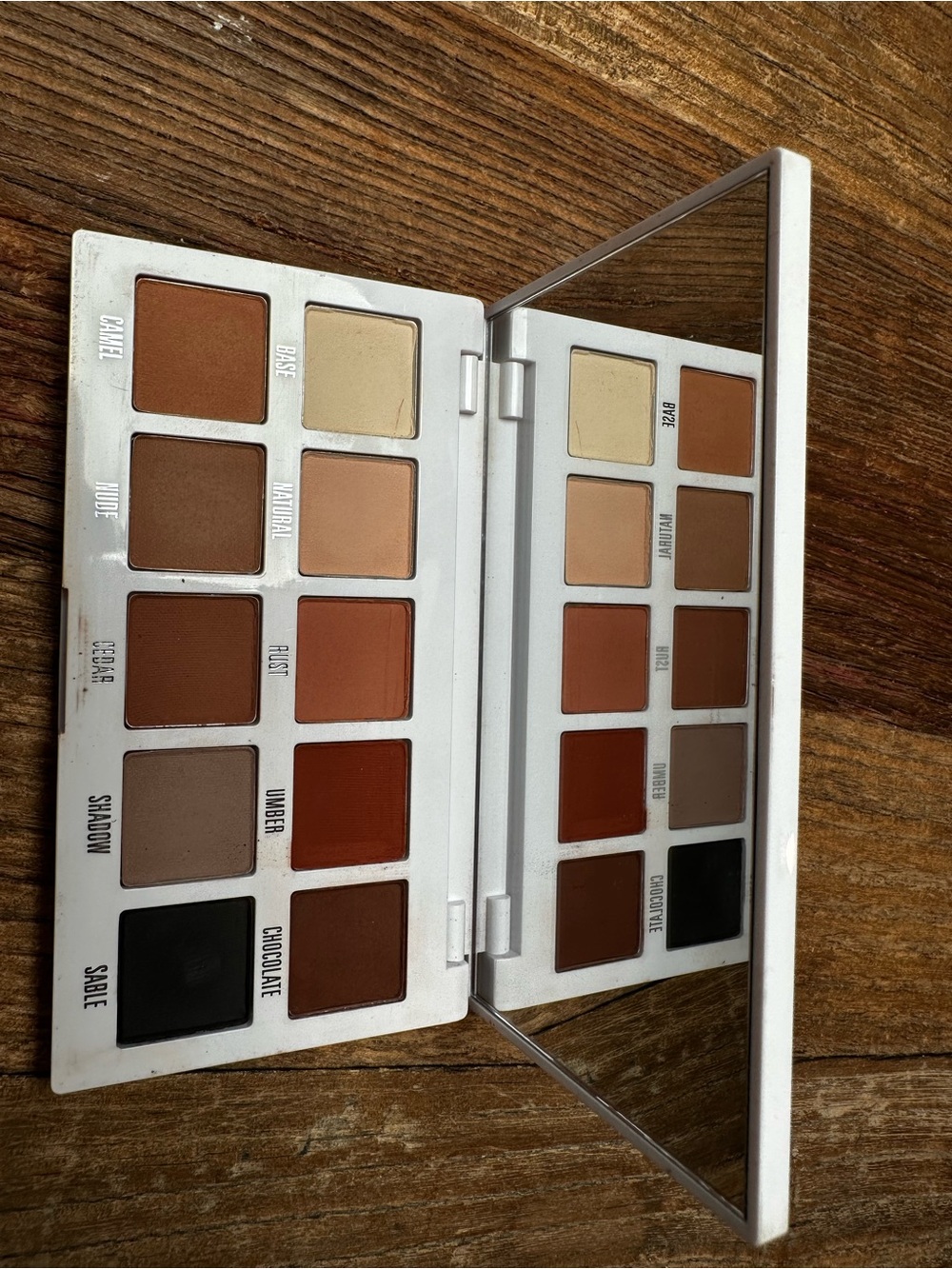 Kylie Cosmetics Neutral Matte Eyeshadow Palette — Brown, Cream, Black Shades